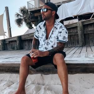 Meet your Posher, Brian